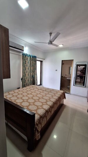 Bedroom in 3 BHK Apartment at Runwal Pearl, Manpada – for Rent