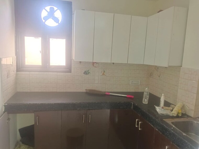 Kitchen, uttam nagar 2 Bedroom 750 Sq.Ft. Builder Floor In Uttam Nagar Delhi 10528899