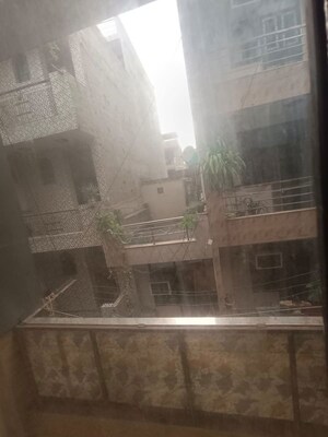 Bathroom in 2 BHK Builder Floor at Uttam Nagar – for Rent