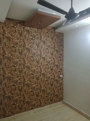 Furnished Amenities in 2 BHK Builder Floor at Uttam Nagar – for Rent