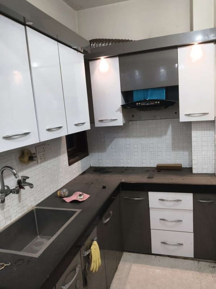 Kitchen, uttam nagar 2 Bedroom 750 Sq.Ft. Builder Floor In Uttam Nagar Delhi 10528920