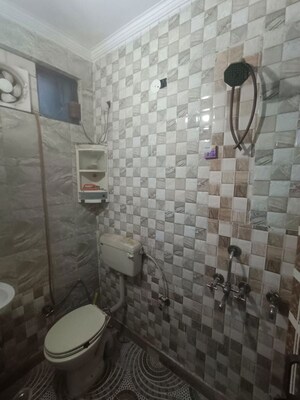 Bathroom in 2 BHK Builder Floor at Uttam Nagar – for Rent