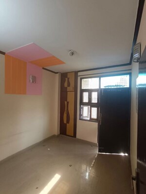 Room in 2 BHK Builder Floor at Uttam Nagar – for Rent
