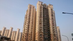 3 BHK + Prayer Room Apartment For Sale in DLF Regency Park II