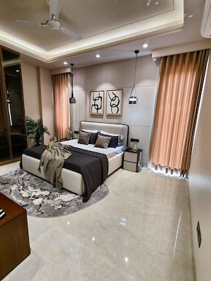Living Room in 3 BHK Apartment at DLF Regency Park II, Sector 27 – for Sale