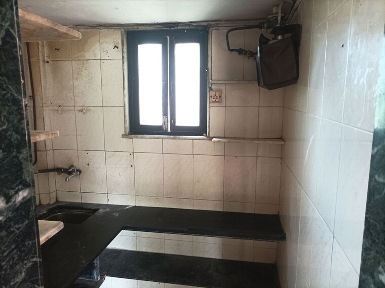 Kitchen, swastik-park-chs 1 RK 410 Sq.Ft. Apartment In Ghodbunder Road Thane 10528956
