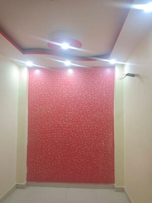 Furnished Amenities in 2 BHK Builder Floor at Uttam Nagar – for Rent