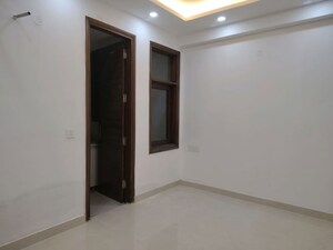 Room in 1 BHK Builder Floor at Chattarpur – for Rent