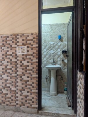 Bathroom in 1 BHK Builder Floor at Uttam Nagar – for Rent