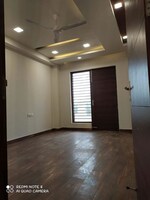 4 BHK + Prayer Room,Servant Room 300 Sq.Yd. Builder Floor in BP Homes