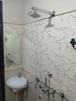 Bathroom in 2 BHK Builder Floor at Uttam Nagar – for Rent
