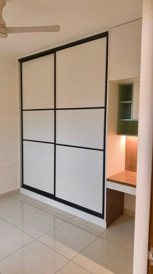 Room in 2 BHK Apartment at Prestige Finsbury Park Hyde, Bagaluru – for Rent