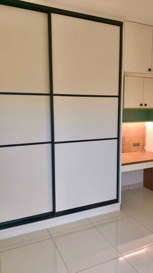 Room in 2 BHK Apartment at Prestige Finsbury Park Hyde, Bagaluru – for Rent