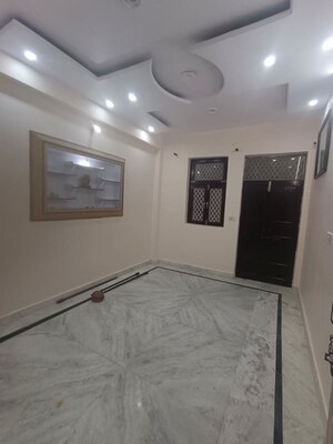 Room in 2 BHK Builder Floor at Uttam Nagar – for Rent