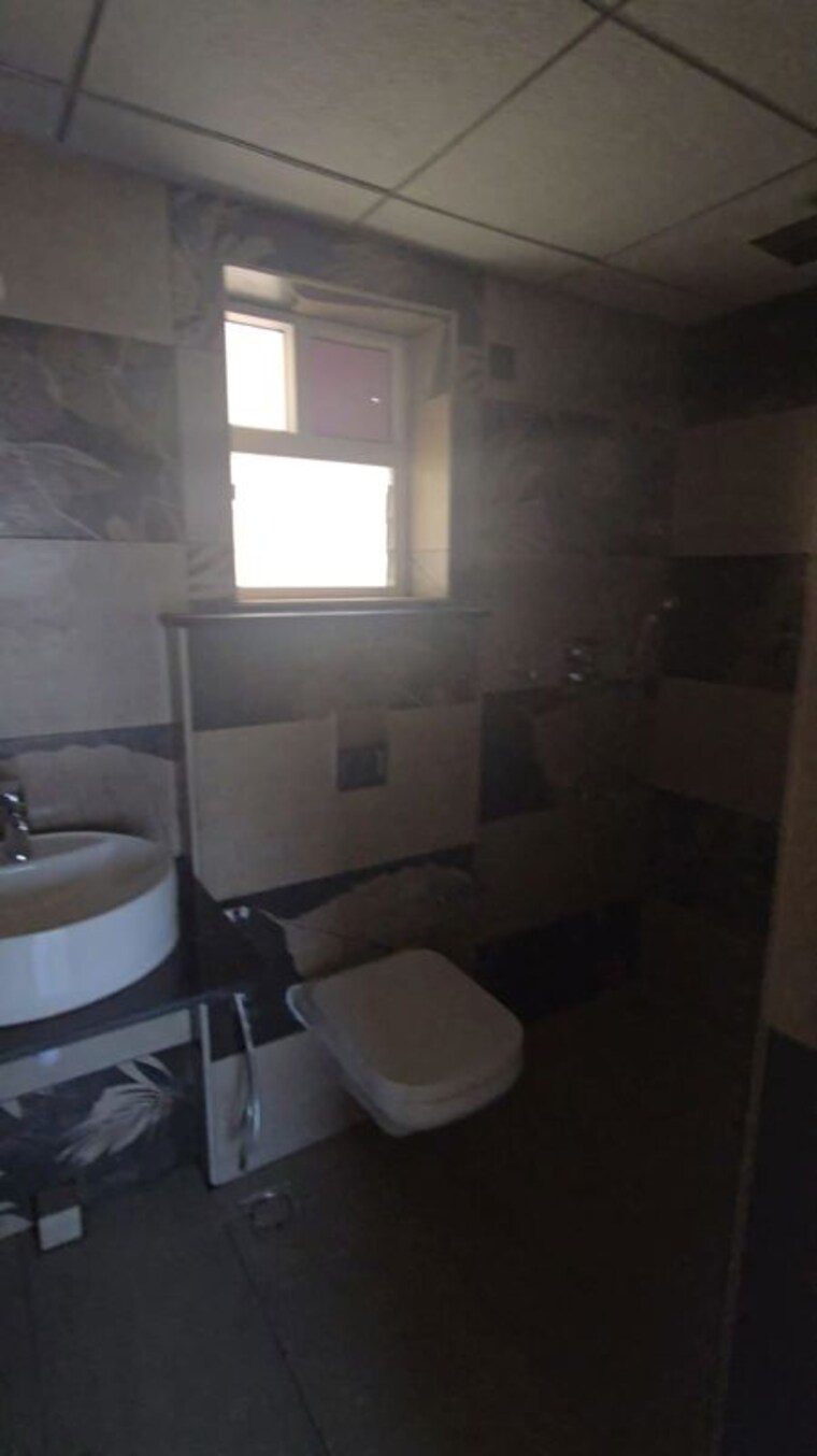 Bathroom, keya-springs 3 Bedroom 1705 Sq.Ft. Apartment In Bannerghatta Road Bangalore 10529097