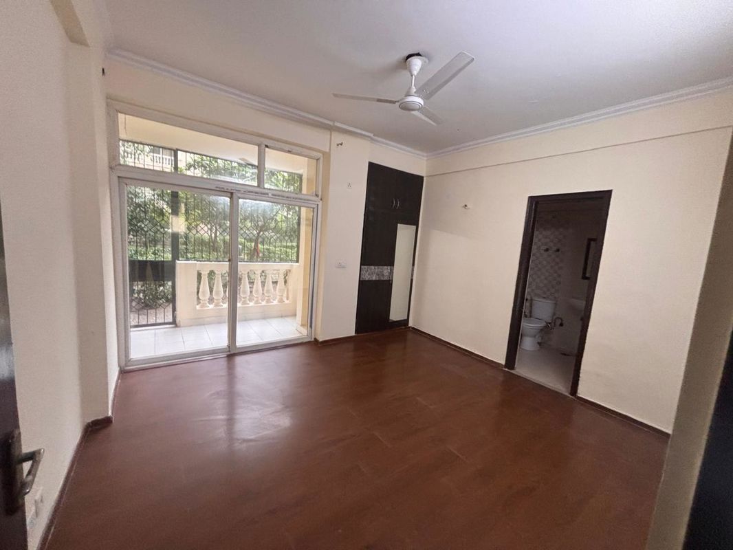 Room, amrapali-silicon-city 3 Bedroom 1420 Sq.Ft. Apartment In Sector 76 Noida 10529107
