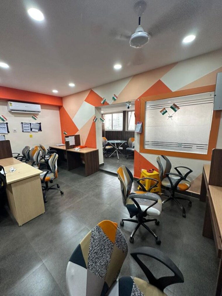 Team Area, camac street Commercial Office Space 600 Sq.Ft. In Camac Street Kolkata 10529119
