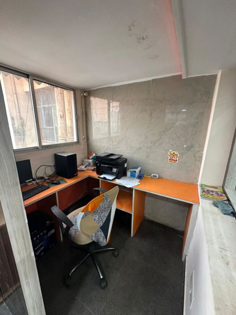 Team Area, camac street Commercial Office Space 600 Sq.Ft. In Camac Street Kolkata 10529119