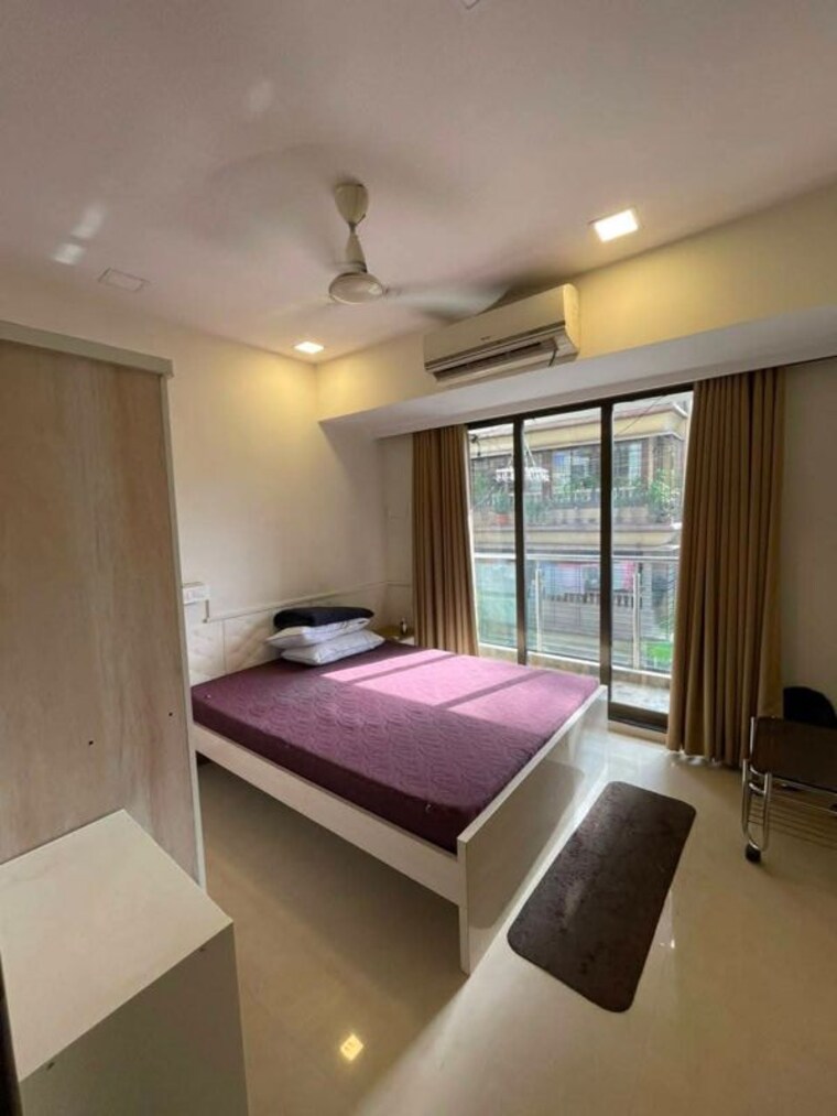 Bedroom, mukta-apartment-10th-main 2 Bedroom 800 Sq.Ft. Apartment In Khar West Mumbai 10529100