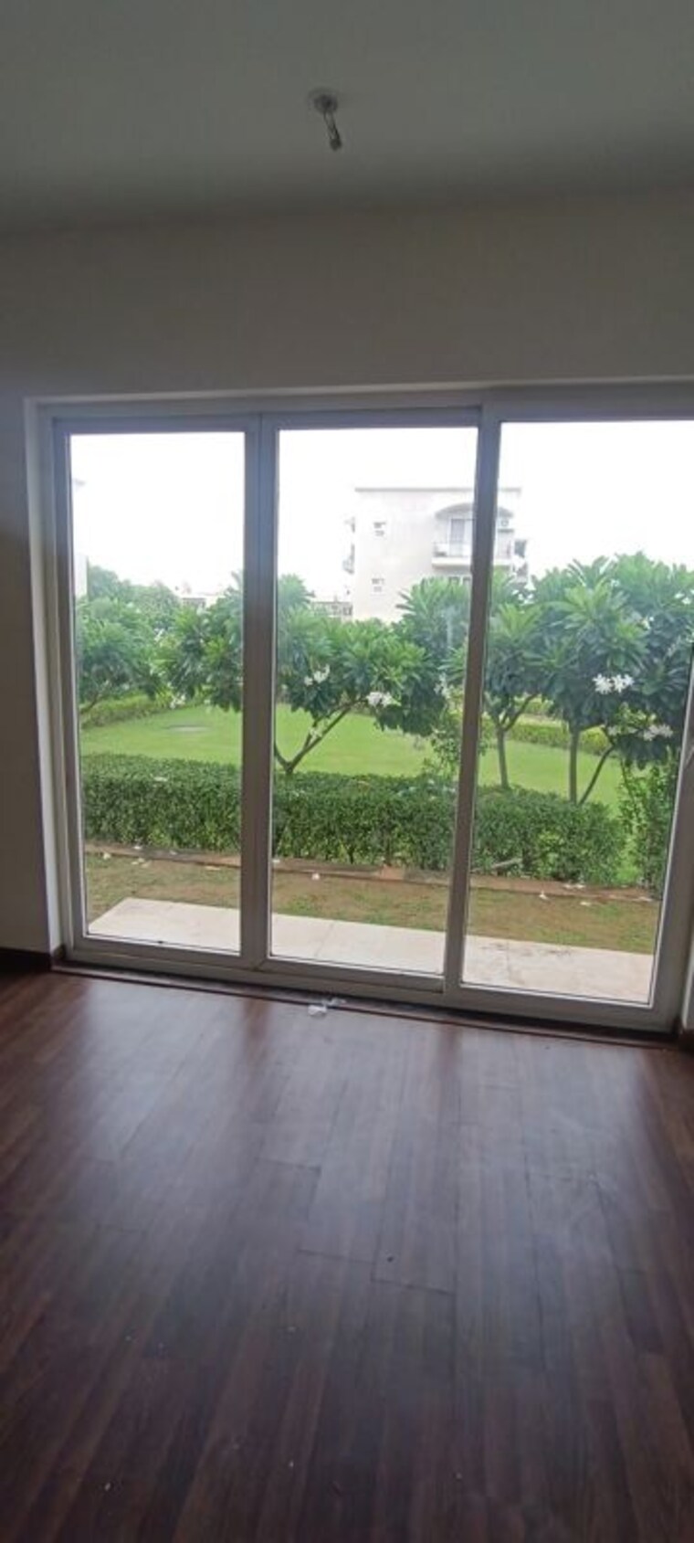 Room, bptp-amstoria-country-floor 4 Bedroom 4500 Sq.Ft. Apartment In Sector 102 Gurgaon 10529120