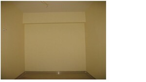 Room in  Shop at Pro Satyam Complex, Alpha Ii Greater Noida – for Sale