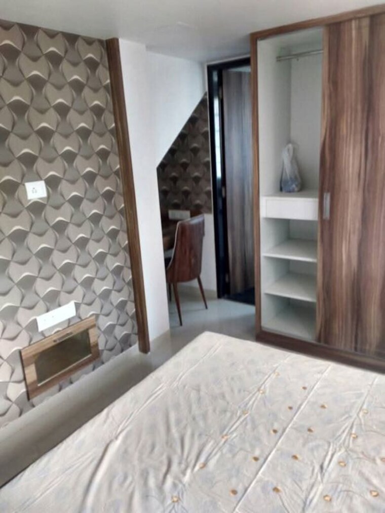 Bedroom, juhu-azad-nagar-chs 2 Bedroom 800 Sq.Ft. Apartment In Andheri West Mumbai 10529145