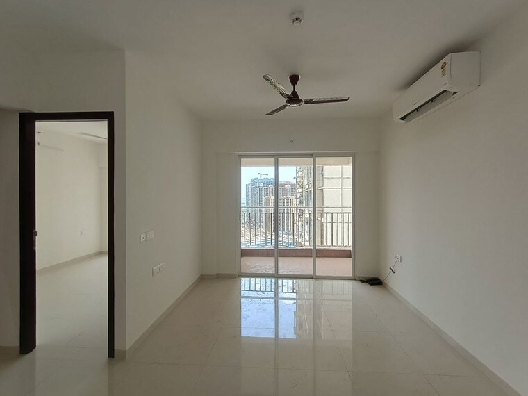 Hall, lodha-amara 2 Bedroom 735 Sq.Ft. Apartment In Kolshet Road Thane 10529244