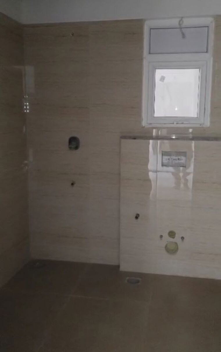Bathroom, rajapushpa-imperia 2.5 Bedroom 1550 Sq.Ft. Apartment In Tellapur Hyderabad 10529268