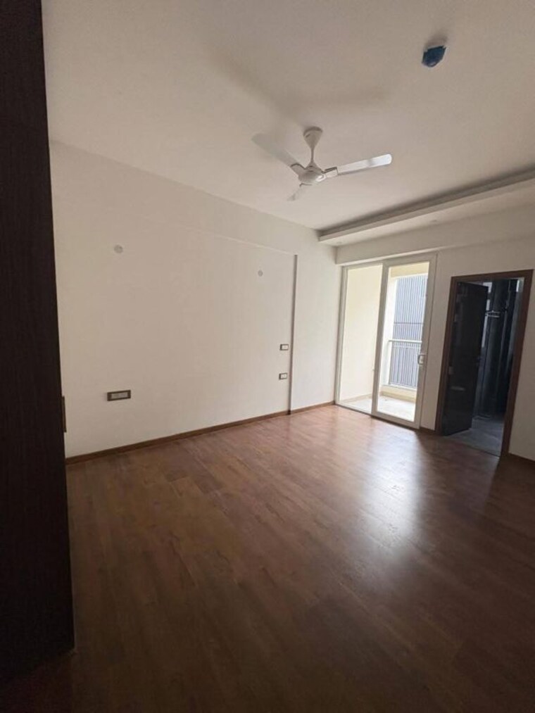 Room, signature-global-golf-greens 3 Bedroom 638 Sq.Ft. Apartment In Sector 79 Gurgaon 10529279
