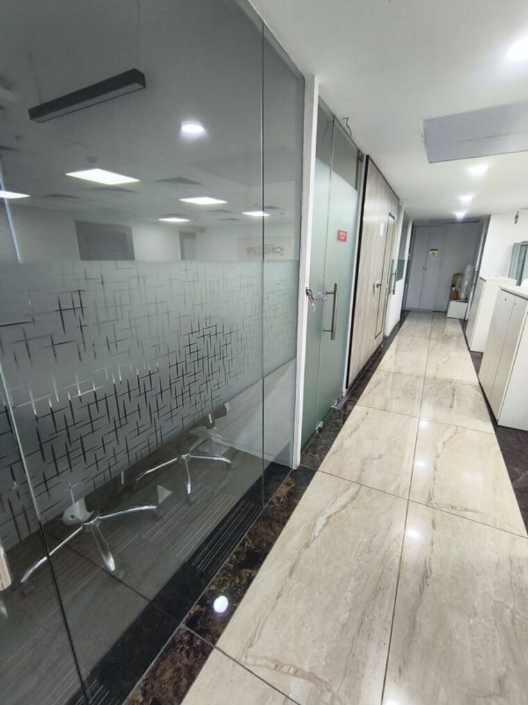 Kitchen, jmd-megapolis Commercial Office Space 2900 Sq.Ft. In Sector 48 Gurgaon 10529284