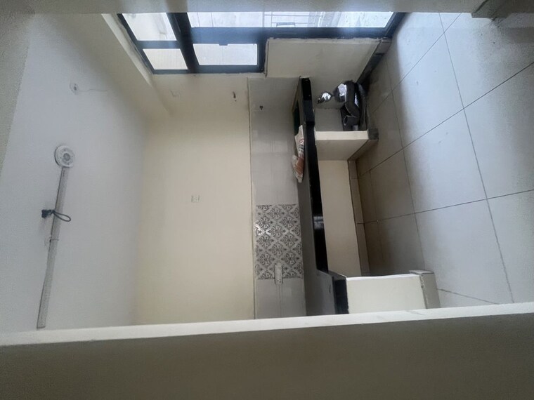Kitchen, charms-castle 3 Bedroom 1450 Sq.Ft. Apartment In Raj Nagar Extension Ghaziabad 10529320