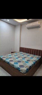 1 Rk  850 Sq.Ft. Builder Floor in Sector 43