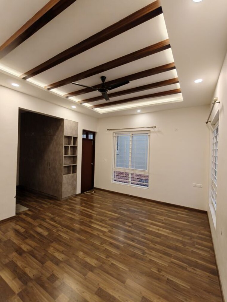 Master Bedroom, urban-serenity 4 Bedroom 2256 Sq.Ft. Villa In Sarjapur Bangalore 10529317