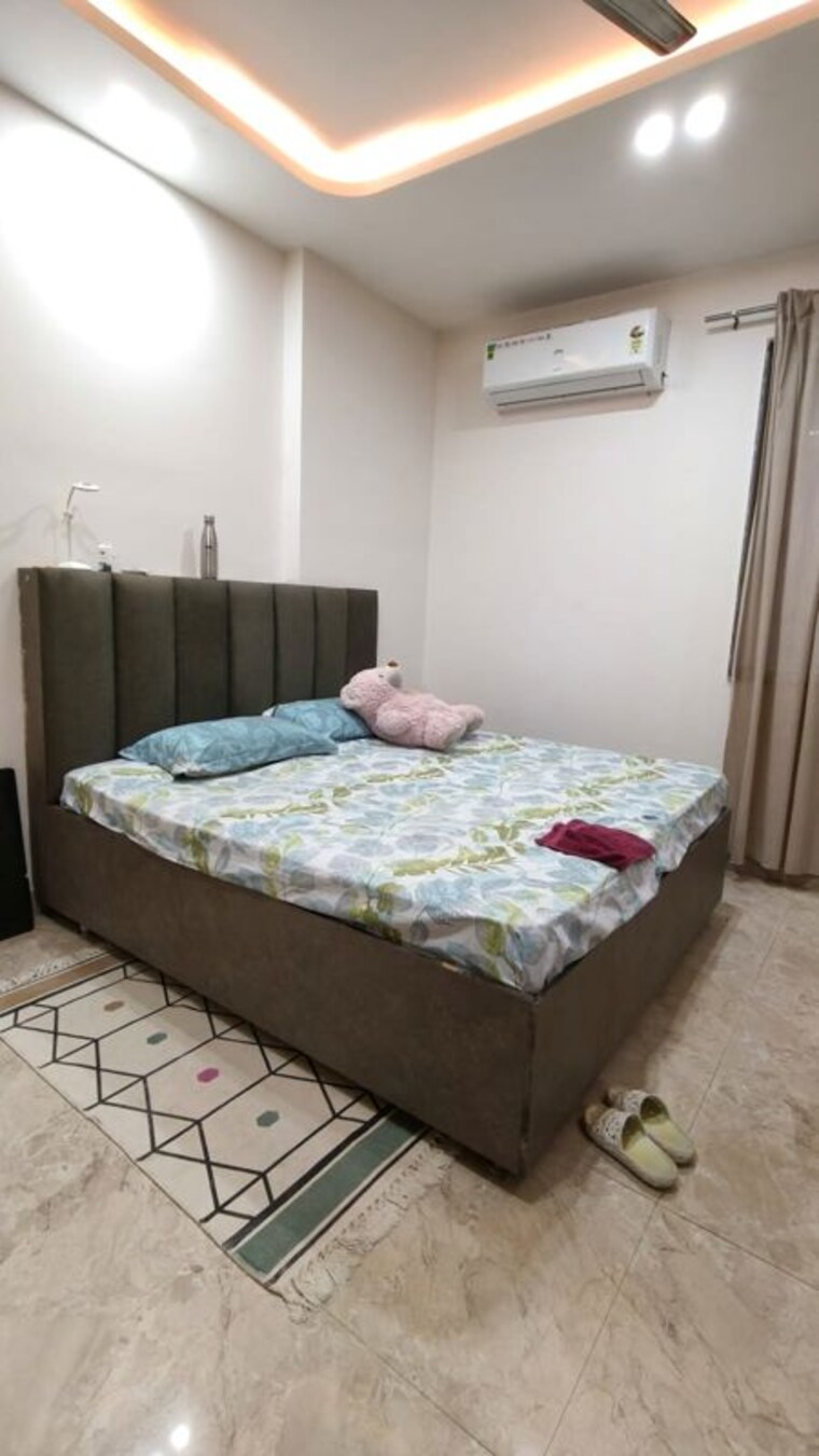 Bedroom, sector 43 1 Bedroom 1150 Sq.Ft. Builder Floor In Sector 43 Gurgaon 10529342