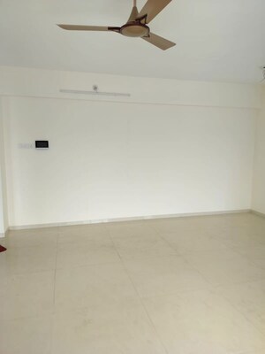 Room in 3 BHK Apartment at Blue 27th Avenue, Bavdhan – for Rent
