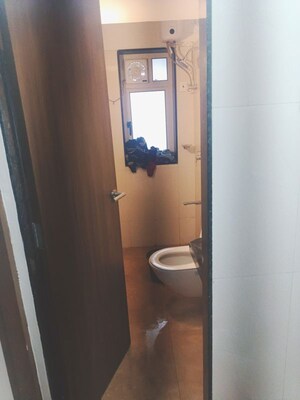 Bathroom in 2 BHK Apartment at Municipal Colony – for Rent