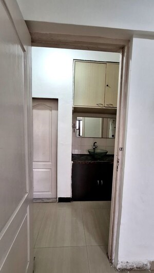 Bathroom in 2 BHK Apartment at Cosmos Heritage, Manpada – for Rent