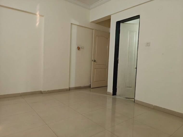 Room, phase 1 3 Bedroom 1350 Sq.Ft. Apartment In Phase 1 Pune 10529382