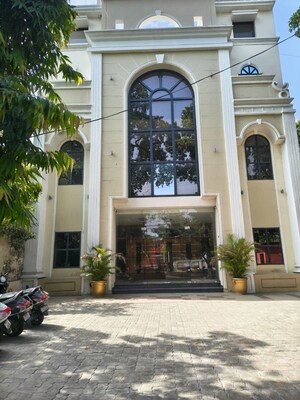  Co-working Space For Sale in Ashiyana