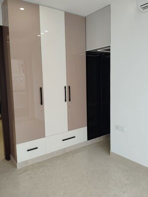 Room in 2 BHK Builder Floor at Amar Colony – for Sale