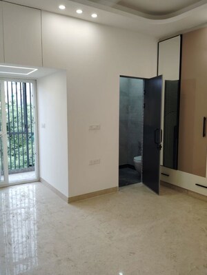 Room in 2 BHK Builder Floor at Amar Colony – for Sale