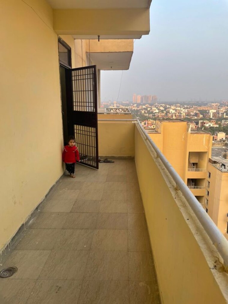 Balcony, oasis-homes 2 Bedroom 925 Sq.Ft. Apartment In Sadullapur Greater Noida 10529392