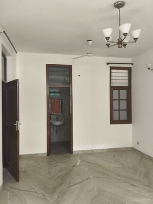 3 BHK Independent House For Rent in RWA Apartments Sector 52, Sector 52