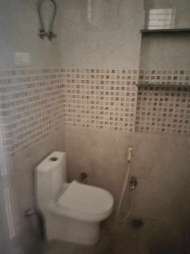 Bathroom, rwa-apartments-sector-52 3 Bedroom 18000 Sq.Ft. Independent House In Sector 52 Noida 10529400