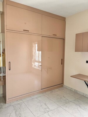 Room in 3 BHK Apartment at Sumadhura Olumpus, Nanakramguda – for Rent