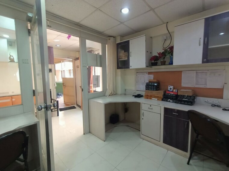 Team Area, sujit-complex Commercial Office Space 957 Sq.Ft. In Narhe Pune 10524905