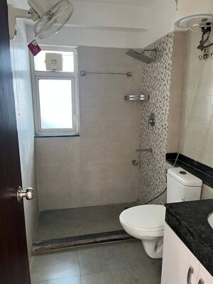Bathroom in 3.5 BHK Apartment at M3M Escala, Sector 70a – for Rent
