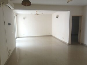Room in 3 BHK Apartment at Emaar Emerald Floors, Sector 65 – for Rent