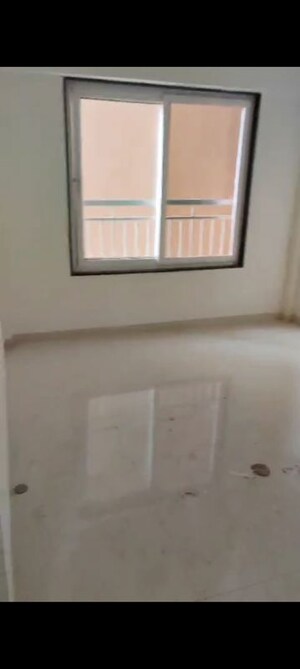 Room in 3 BHK Apartment at Unnat Nagar – for Rent