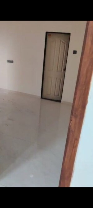 Room in 3 BHK Apartment at Unnat Nagar – for Rent